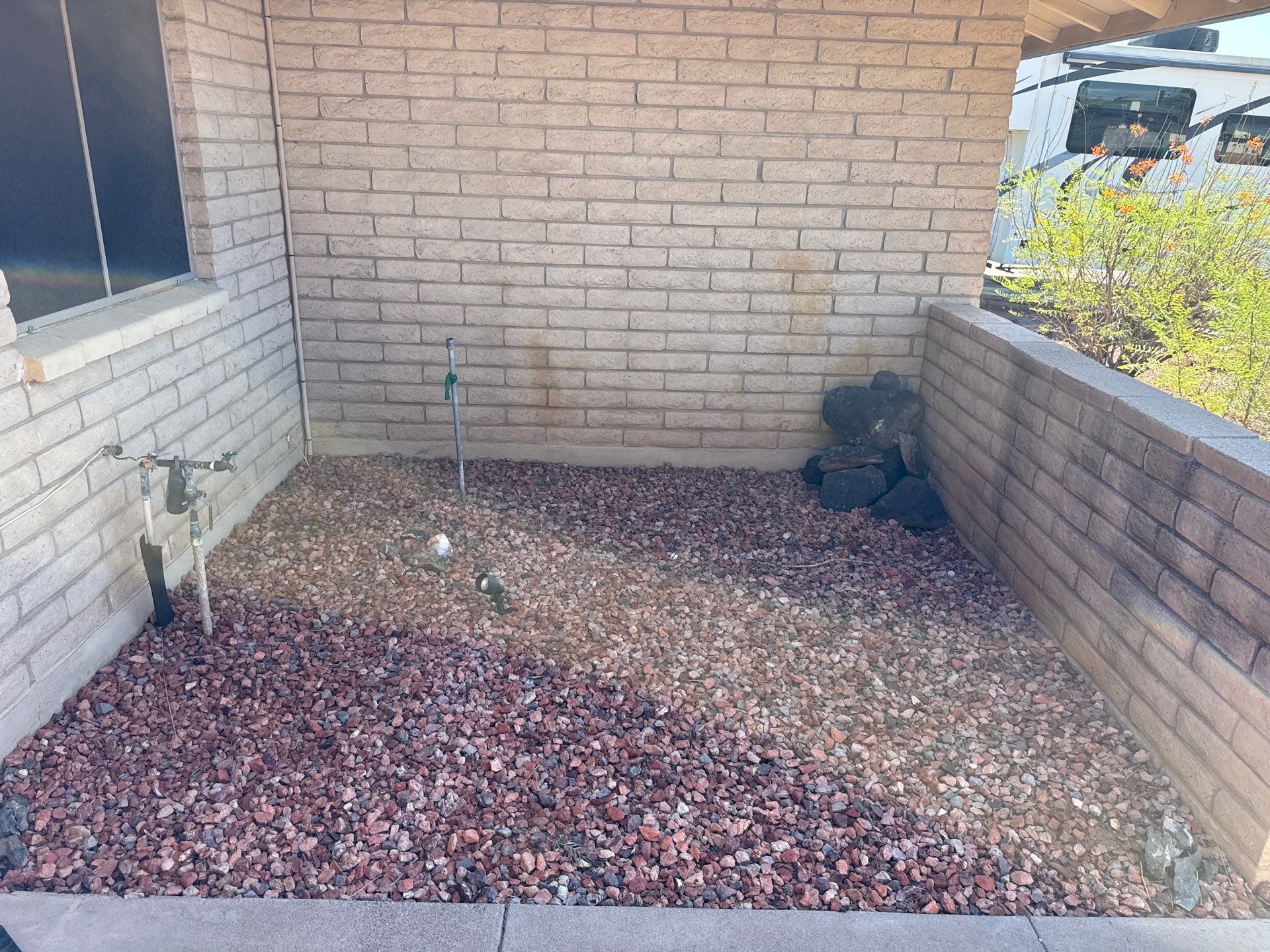 Courtyard Beds